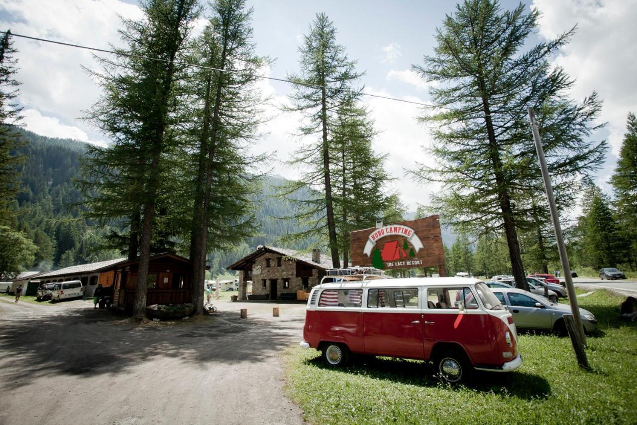 Hobo Camping Courmayeur Luaran gambar