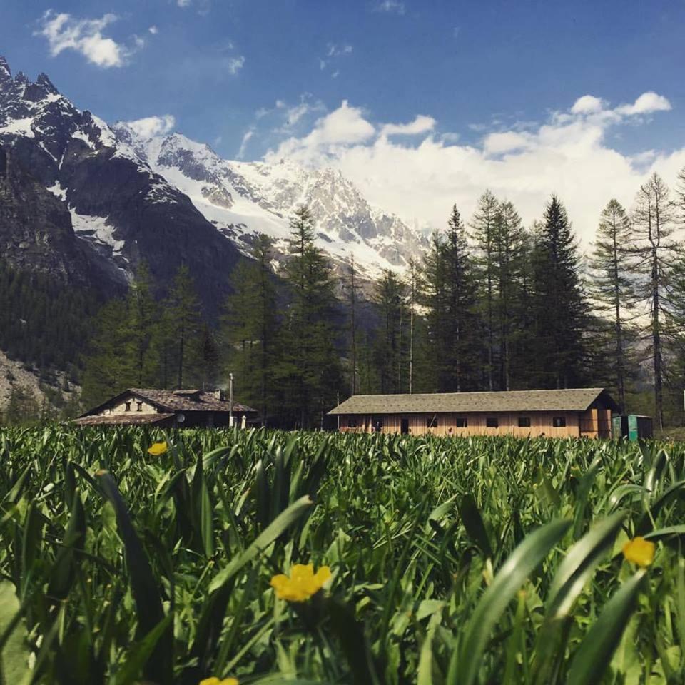 Hobo Camping Courmayeur Luaran gambar